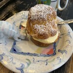 古瀬戸珈琲店 - 〈古瀬戸オリジナル〉シュークリーム