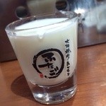 Oosaka Yakiniku Horumon Futago - 食後には飲むヨーグルトのサービスが(o^^o)