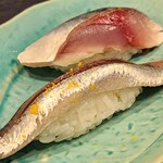 SAKANA&SAKE ちょこっと - 青魚は、季節に応じて旬のものを揃えています。