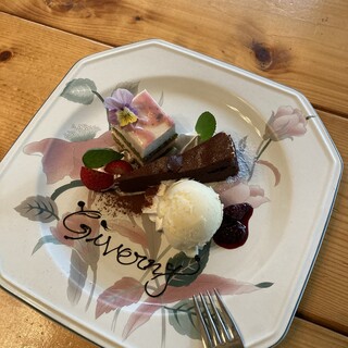 カフェジヴェルニー_2