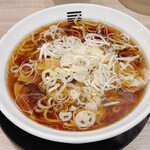 山系無双 烈火 - 四種の魚介醤油らーめん①