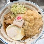 中華そば みたか - ワンタンメン油そば半熟卵付き