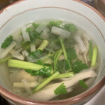 たんや善治郎 - テールスープ、セリと舞茸、ネギだけ足しました。