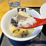 超純水採麺 天国屋 - 鱈やフグの白子よりも硬めで、あん肝を硬めにした様な食感ですが、味は白子らしいミルキーさが有ります