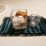 ラール・エ・ラ・マニエール - 角砂糖とグラッパ（両方ともエスプレッソに入れるもの）