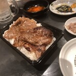 焼肉ホルモン 風土. - 高級焼き肉弁当