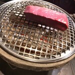 焼肉ホルモン 風土. - 焼いてくれるよ