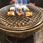 焼肉ホルモン 風土. - 焼いてくれるのが素敵