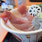 沼津魚がし鮨 流れ鮨 - 料理写真: