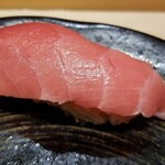 Uoriki Kaisen Sushi - 本鮪中トロ。