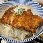 若狭 醤油かつ丼と豚汁 厳選味覚 うまもんや - 