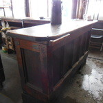 立ち飲み酒場 石川源蔵商店 - カウンター