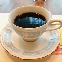 ポム・ダダン - 