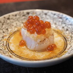 Ji-Cube - 帆立の生姜ソース 魚卵仕立て