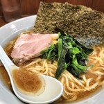 横浜家系ラーメン 武蔵家 - 料理写真: