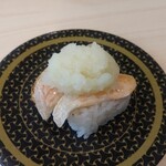 Hama zushi - 炙りサーモンハラス柚子おろし