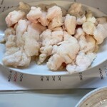 アジェ - これで一人前。　大ぶりなホソは掃除も完璧！