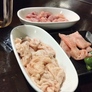 函館豚カルビホルモン研究所_2