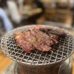 炭火焼肉ホルモンさわいし - 