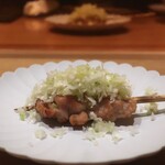 Isaki - たっぷりネギの味噌せせり串
