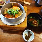 釜めし菜時記 さき亭 - 蓋をとったところ