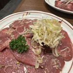 秋葉原 炭火焼肉 たん清 - 