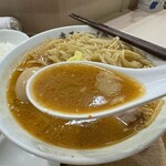 Nibo Shitsuke Mem Miyamoto - 濃厚ながらキレのある味噌にラードの風味。ちょっとピリ辛で刺激的