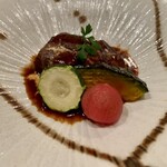 「花はん」別館 椿 - 柔らか牛たんシチュー