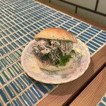 スタンド4坪らばー - サバハラペサンド　マヨネーズ和え