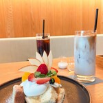 Double tall cafe nagoya - 