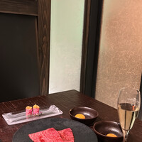 牛牛 西麻布 総本店 - 
