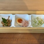 削節本舗 伊勢和 - 別皿の具材