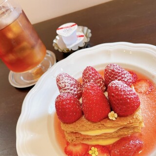 口コミ一覧 : CAFE Yuri no Mori （カフェ ユリ ノ モリ） - 白鷺