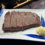 肉の雷橋 - 肉5種盛　①ハツ