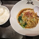 四川担担麺 虎嘯 - 汁なし担々麺とライス