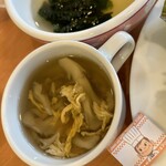 不二家レストラン - 舞茸と卵のコンソメスープに、下の子が残したワカメを投入して美味しさ倍増！