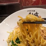 四川担担麺 虎嘯 - 麺