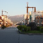 鮨 大門 - 駅前からは遠くに望む北アルプスの山並み