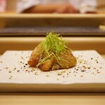 鮨 大門 - ◆きんき
      漬けにして軽く炙ったもの。