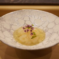 鮨 大門 - ◆白海老と出汁のジュレ添え
                  富山と言ったらこれ！待ってました白海老！