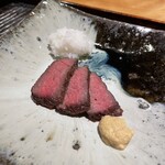 三分楼 - あか牛ランプの炭火焼き もやしの擦り流し。美味し。