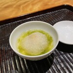 三分楼 - 自家製からすみ餅 磯辺出汁。美味し。