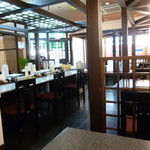 とんかつ福助 - 落ち着いた店内