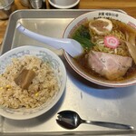 醤油屋本店 - 炒めごはんセット(小鳩らーめん) ¥890