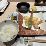 Tempura Shabu Shabu Kaiseki Nakatsugawa - 天ぷら１回目　エビ、イカ、カボチャ、シシトウ