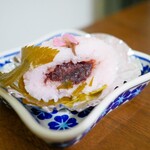 甘味おかめ - おはぎさくら