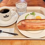 BERG - ホットドッグブランチ 605円