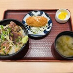 Tsukiji Shokudou Genchan - 初鰹の山葵塩糀漬け丼と桜えびグラコロ定食