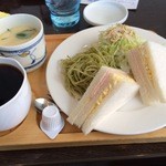 胡友 - 茶わん蒸し付きサンドイッチモーニング