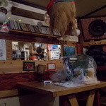 ここじゃむ - ここじゃむ　製麺機と鏡に写るマスターの頭 (笑